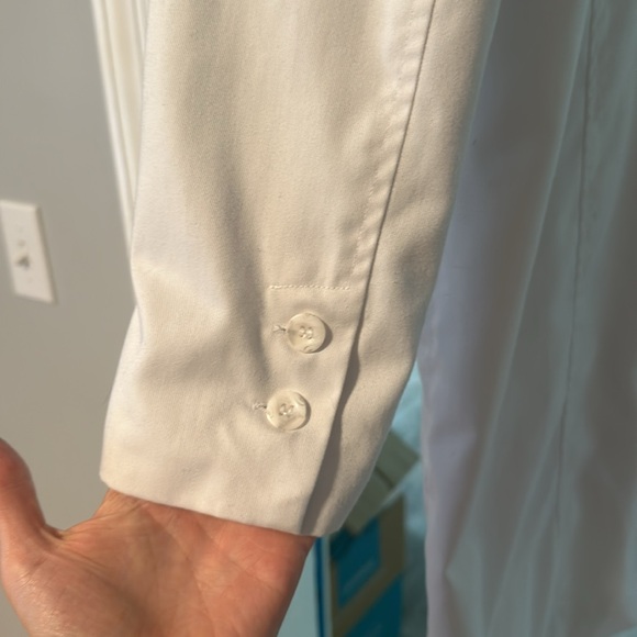 FIGS Aurora Lab Coat - Picture 9 of 14